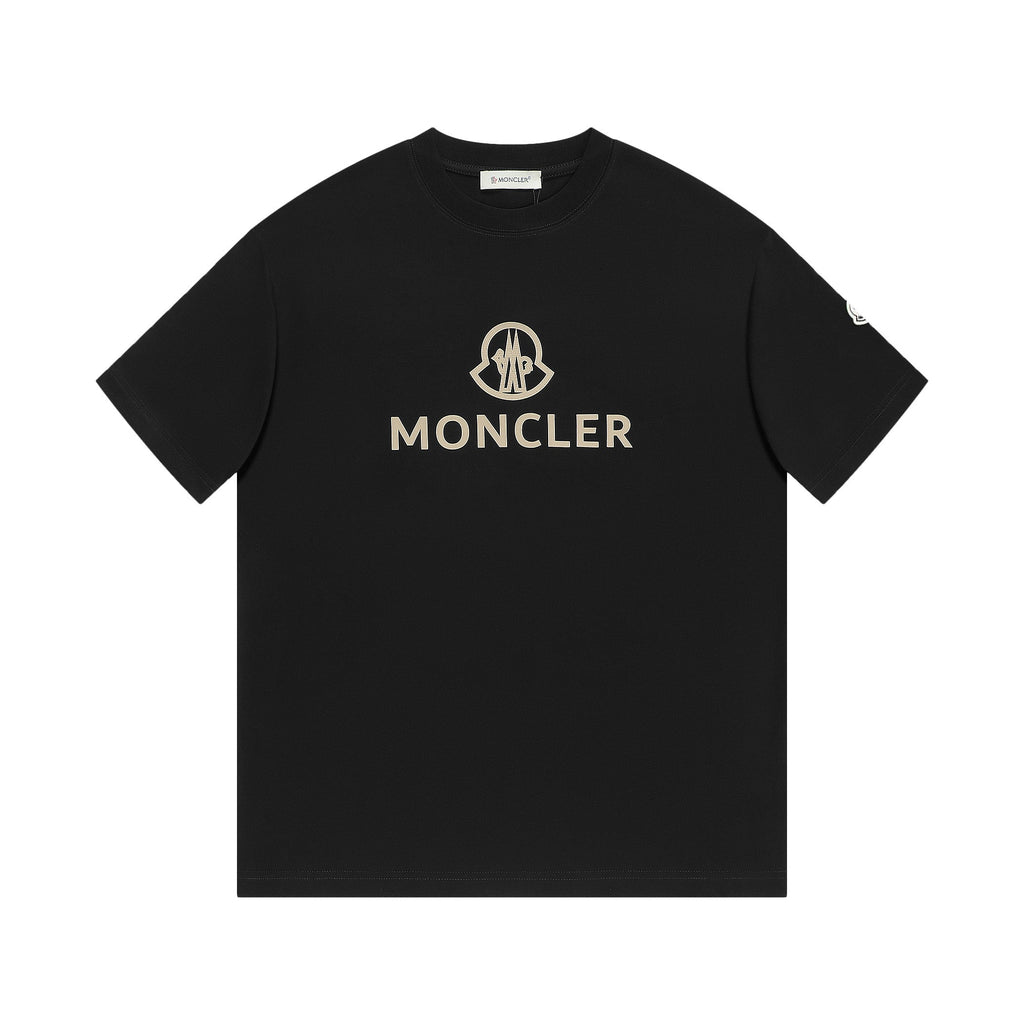 Patch printed T-shirt