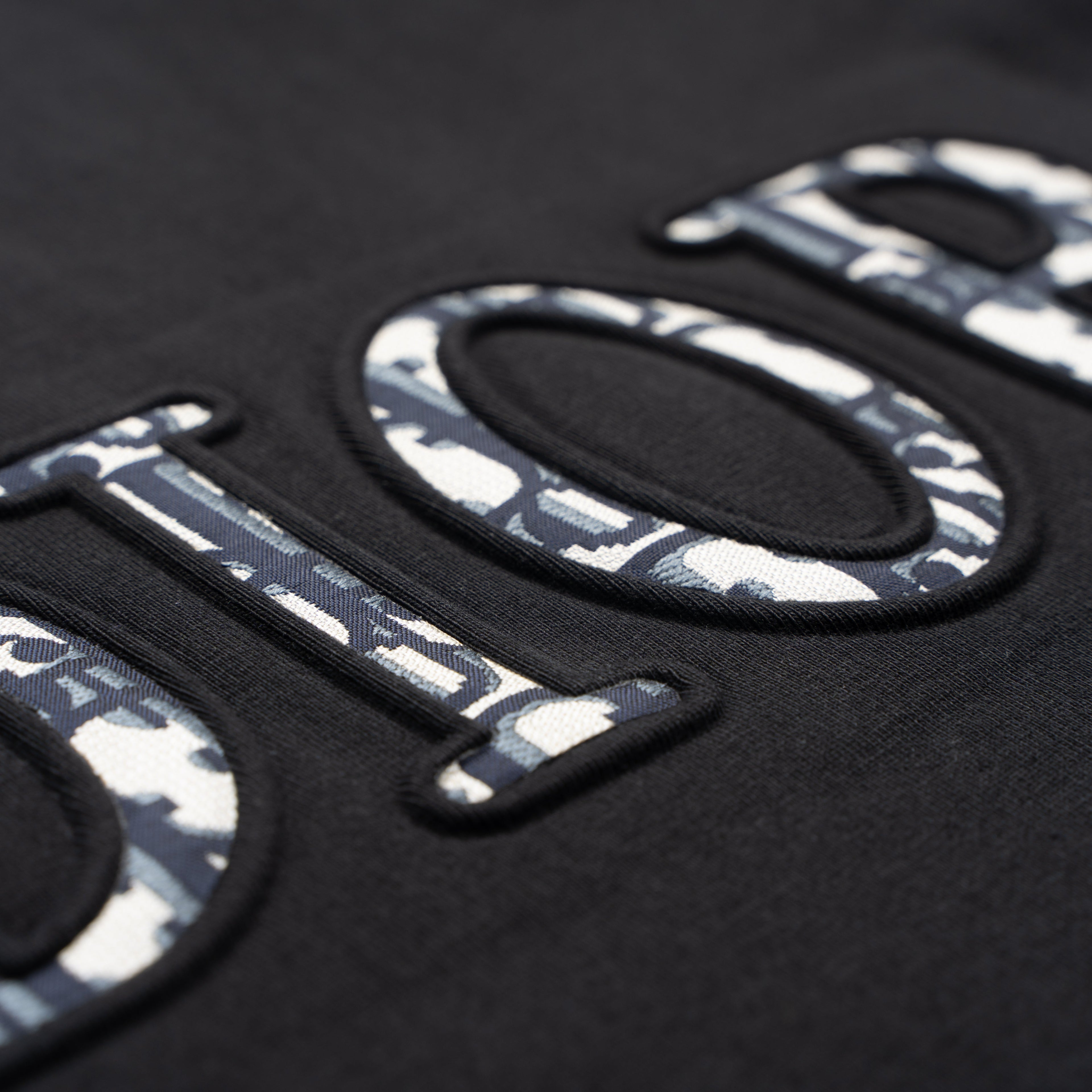 Printed T-Shirt: High-End Fashion Statement-1178