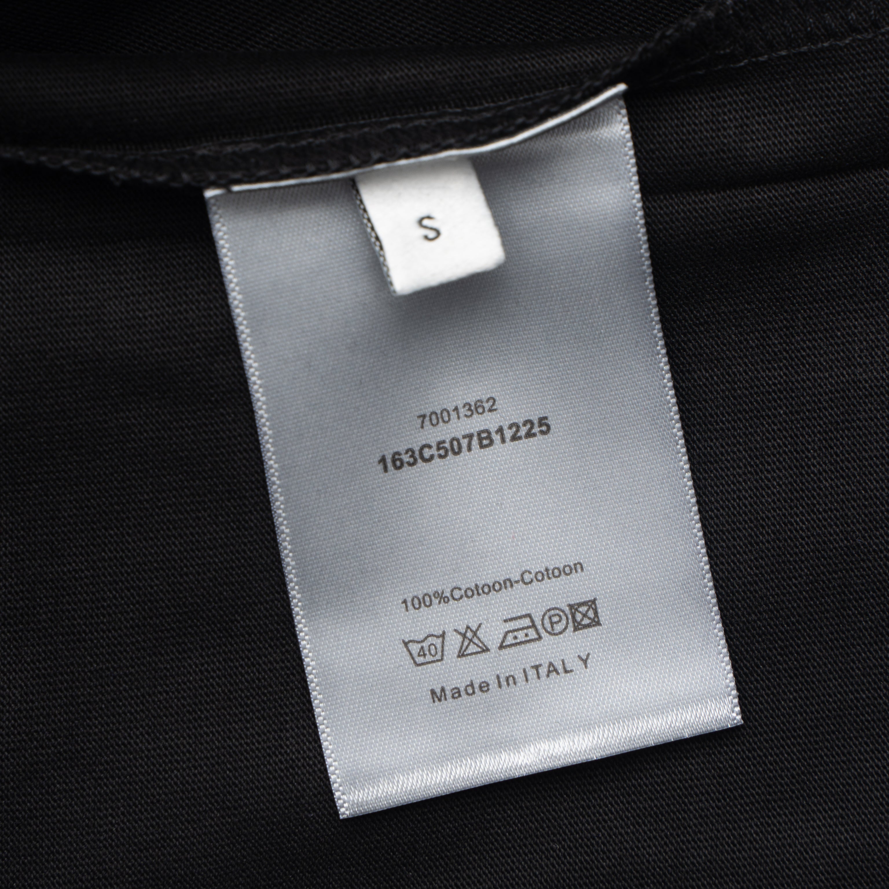 Printed T-Shirt: High-End Fashion Statement-1179