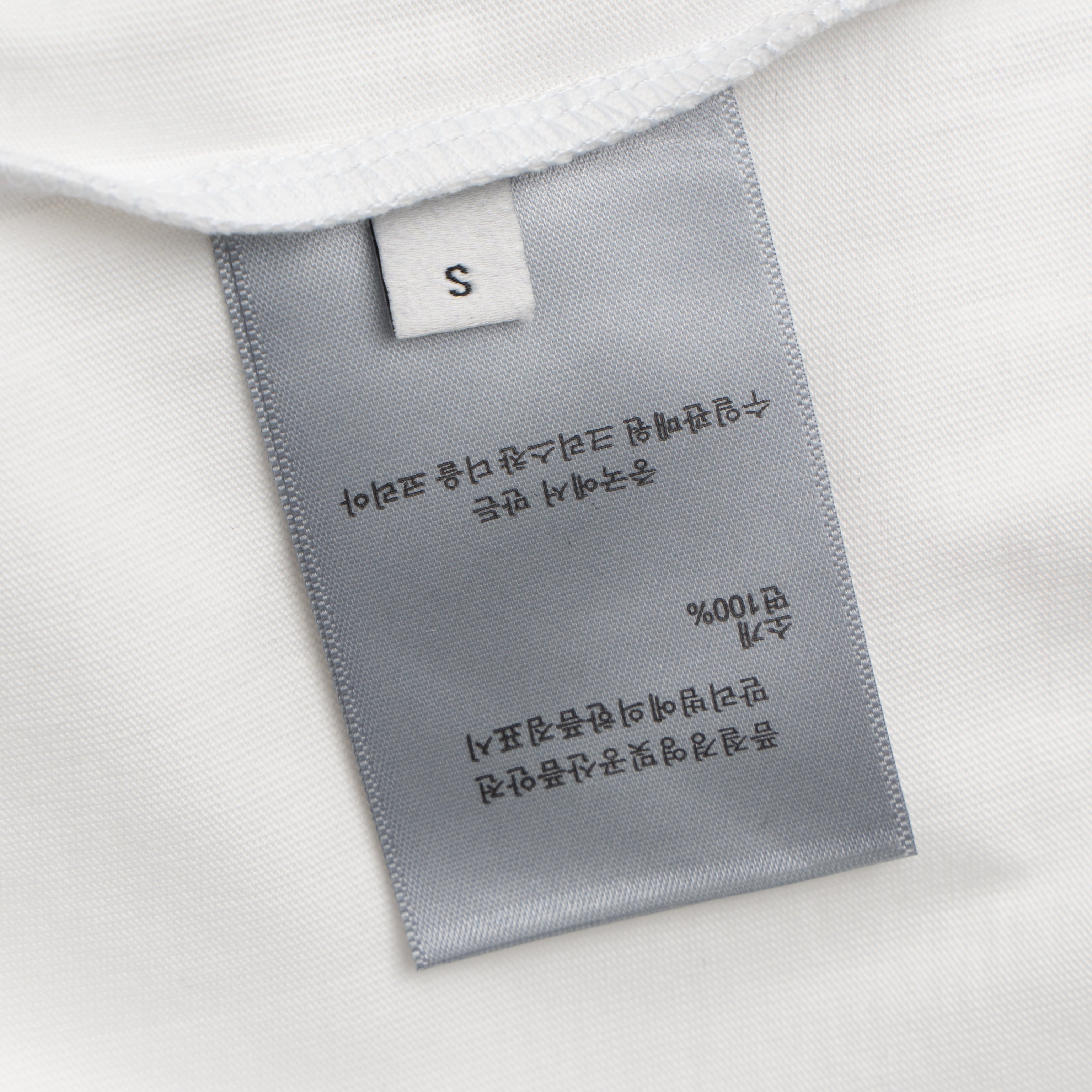 Printed T-Shirt: High-End Fashion Statement-1180