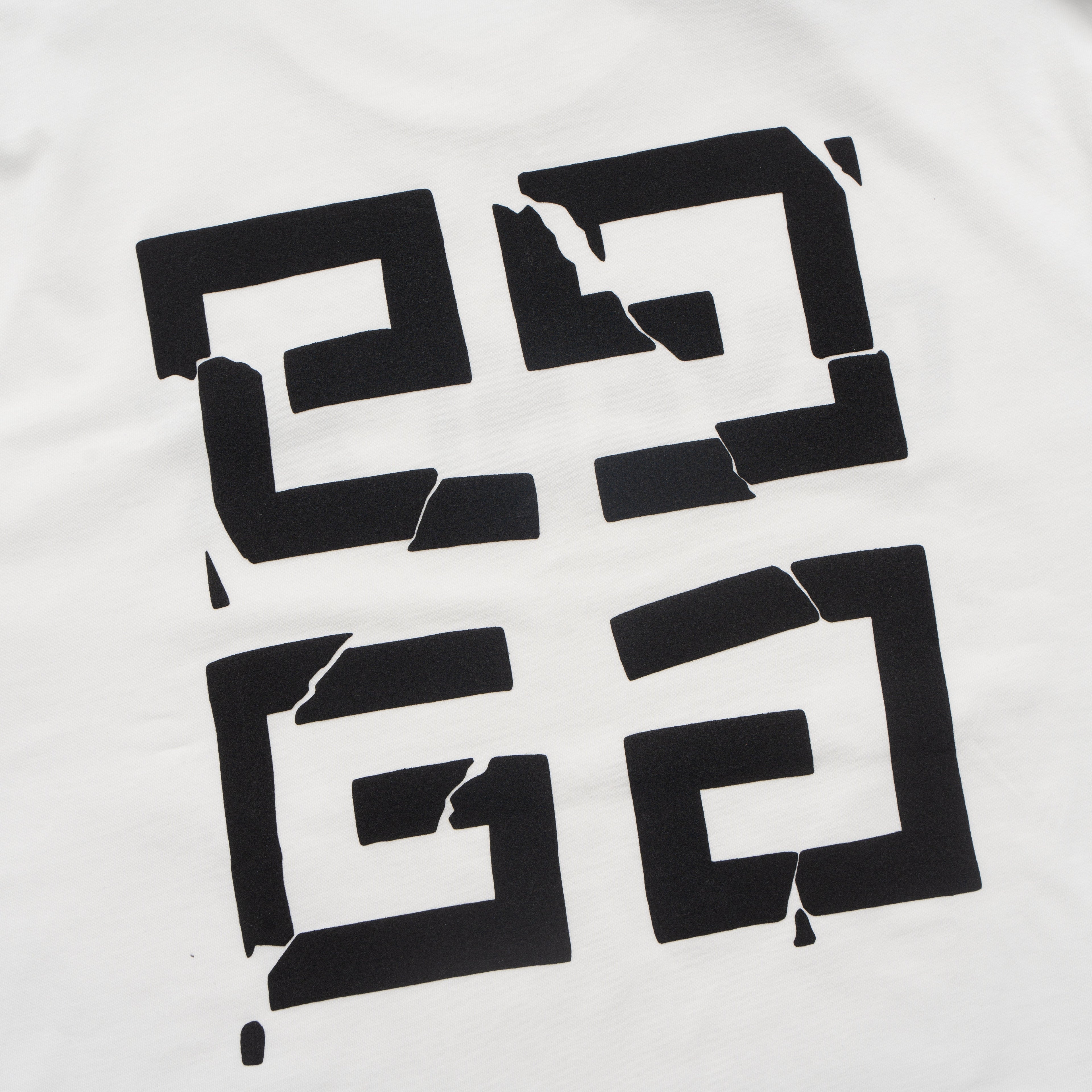 Printed T-Shirt: High-End Fashion Statement-1190