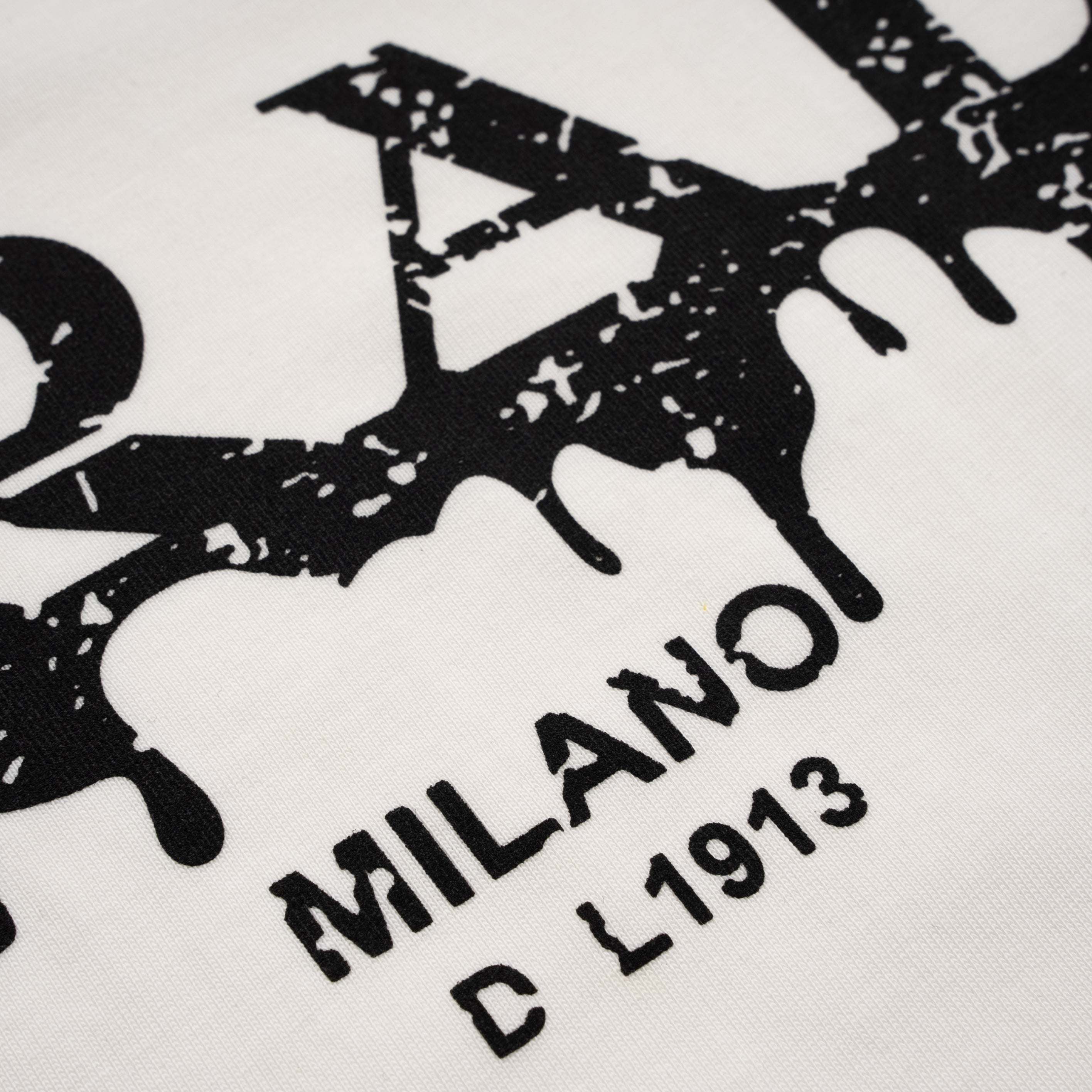 Printed T-Shirt: High-End Fashion Statement-1175