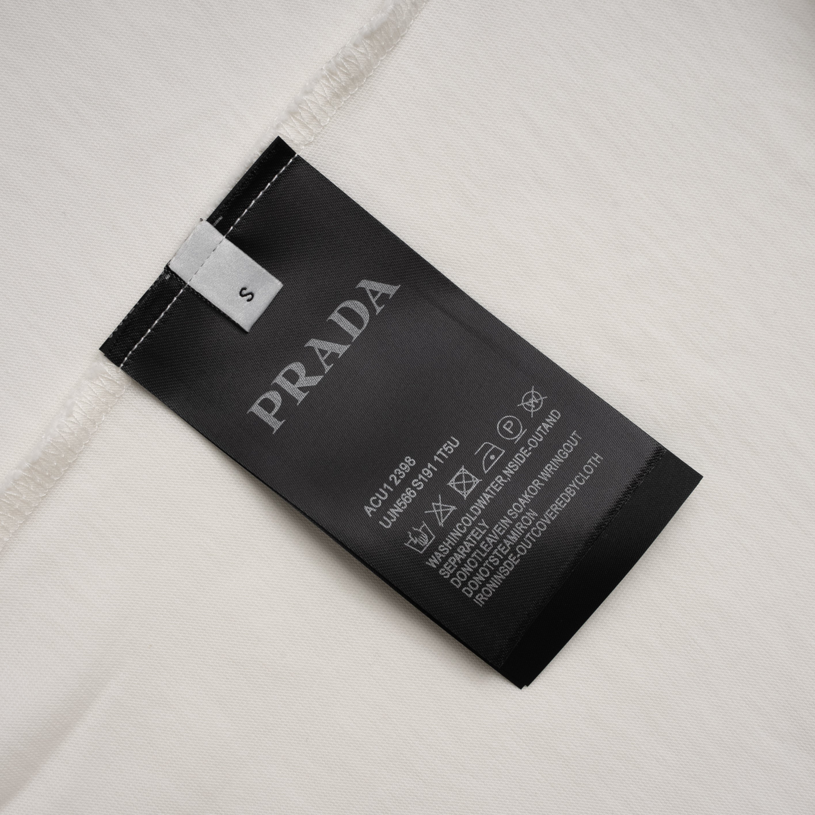 Printed T-Shirt: High-End Fashion Statement-1177