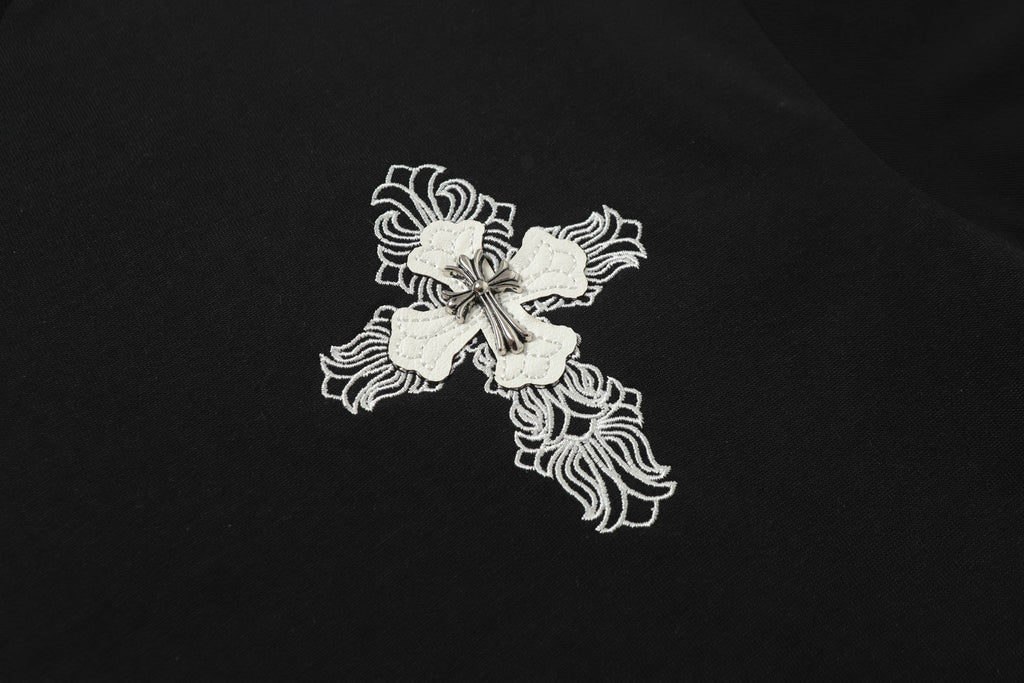 Double-sided embroidered patch T-shirt