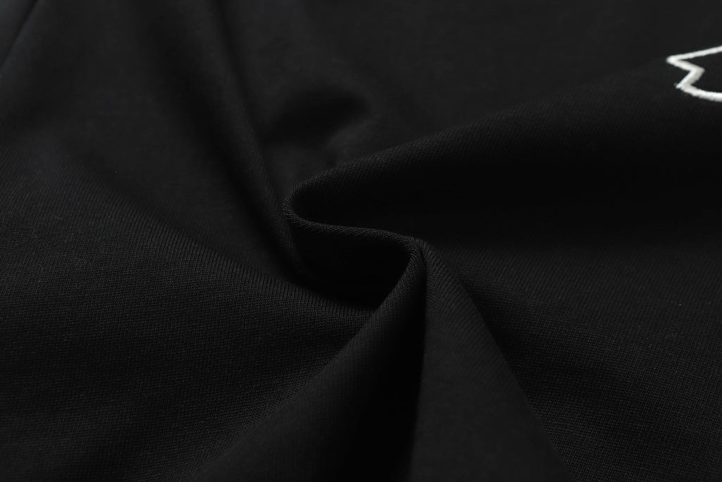 Double-sided embroidered patch T-shirt