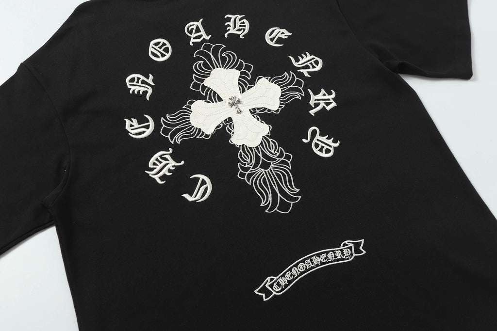 Double-sided embroidered patch T-shirt