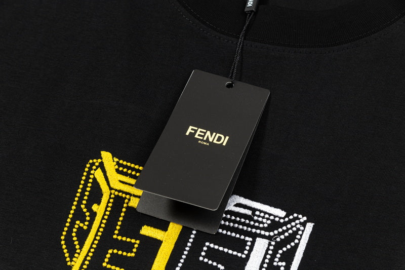 Simple embroidered cotton T-shirt