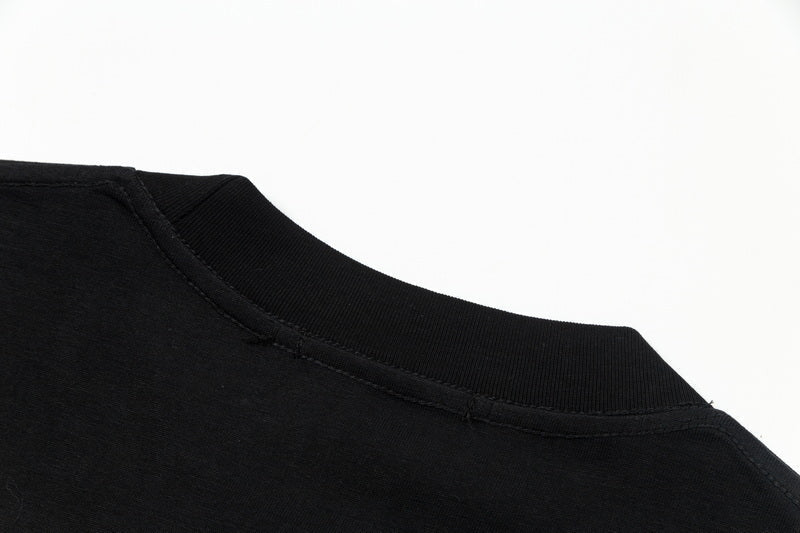 Simple embroidered cotton T-shirt