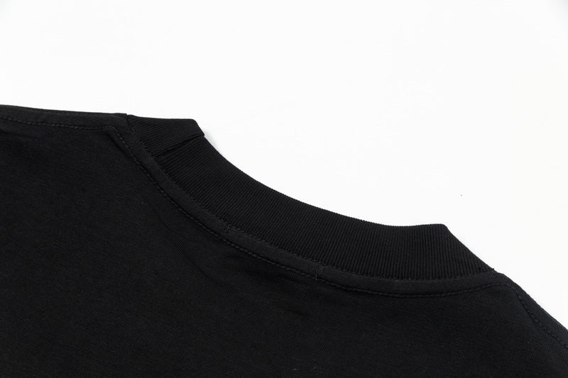 Simple embroidered cotton T-shirt