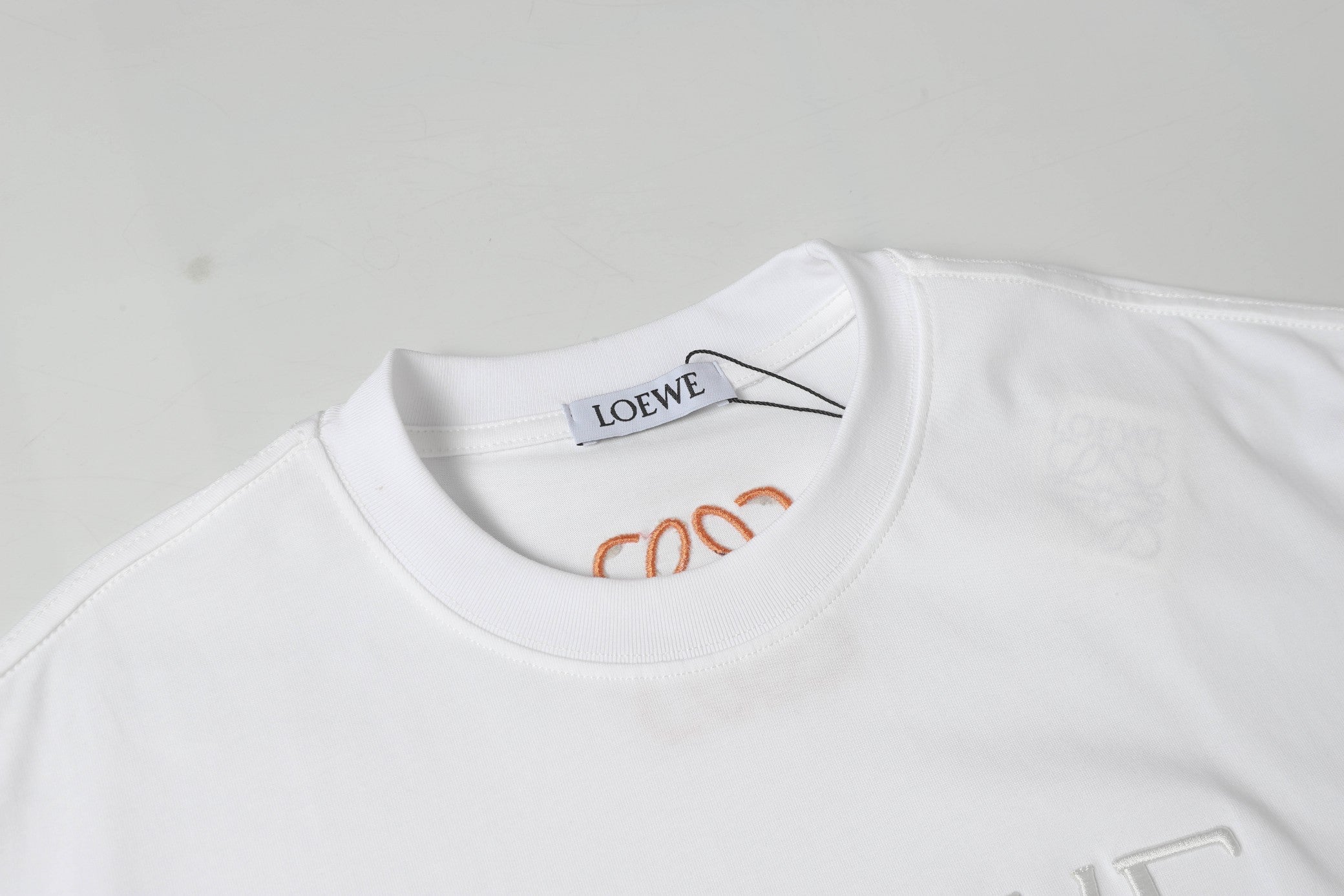 Double-sided embroidered round neck cotton T-shirt