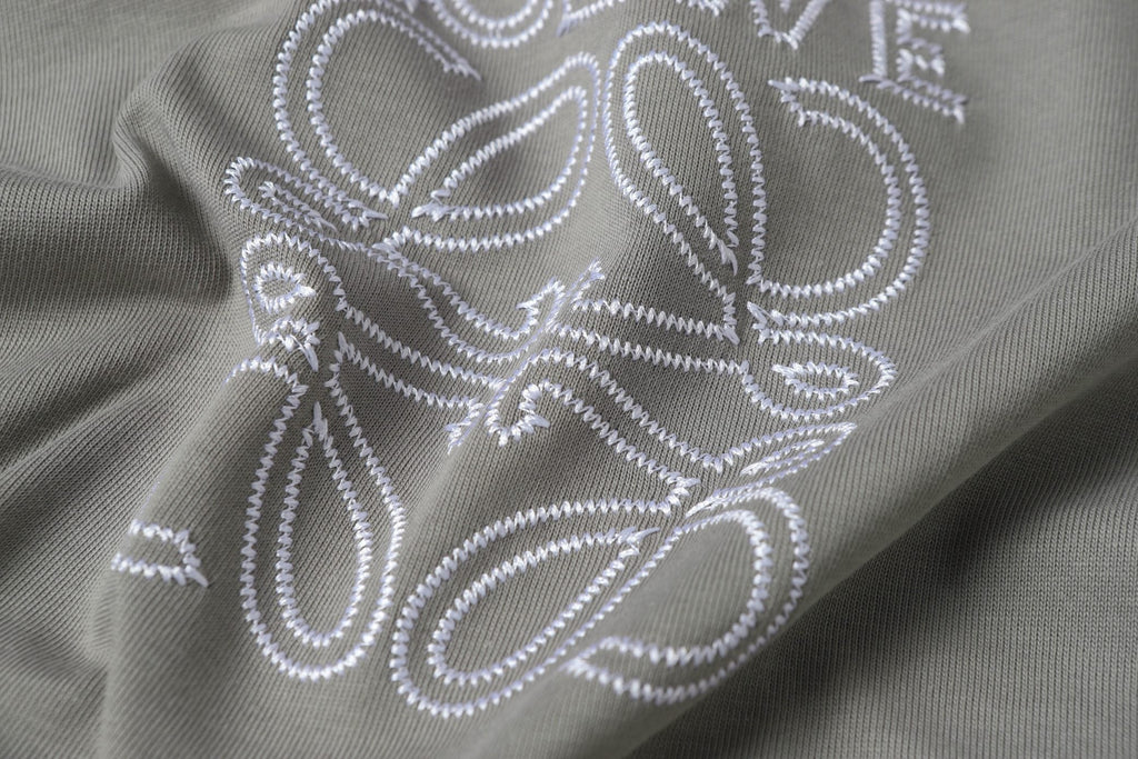 Embroidered crew neck cotton T-shirt