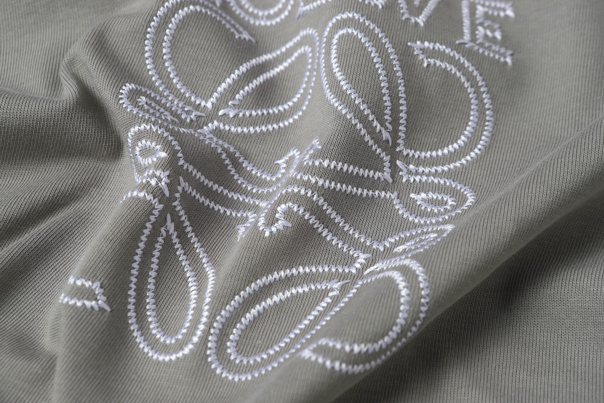 Embroidered crew neck cotton T-shirt