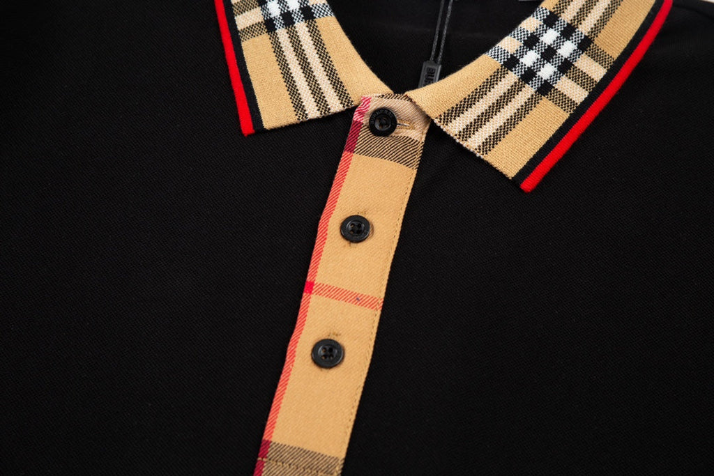 Fashionable cotton polo shirt