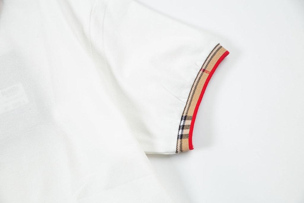 Fashionable cotton polo shirt