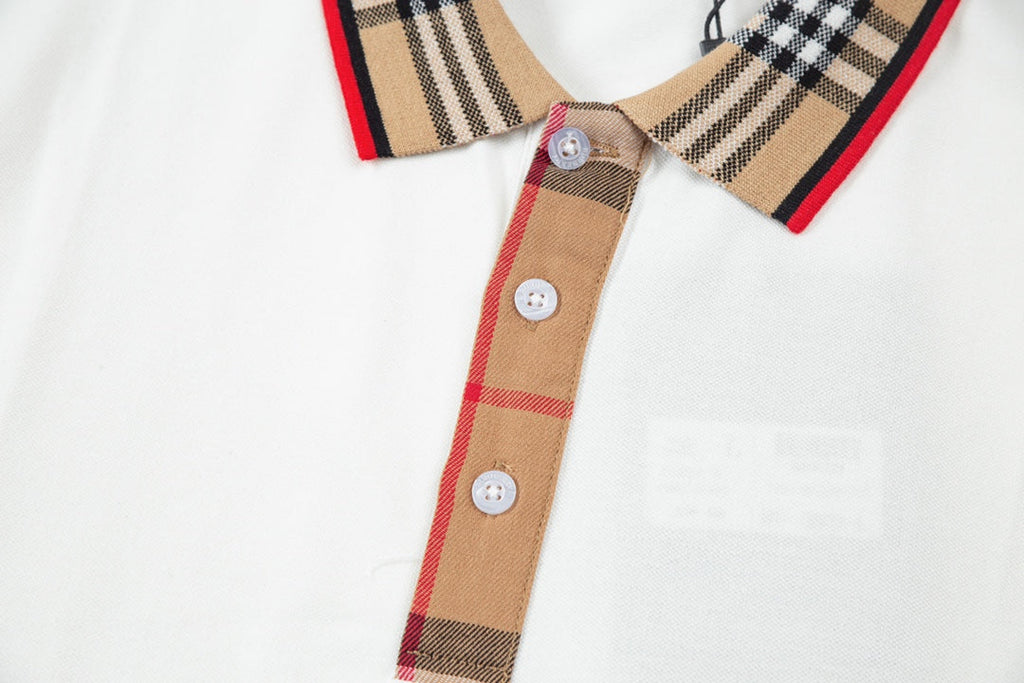 Fashionable cotton polo shirt