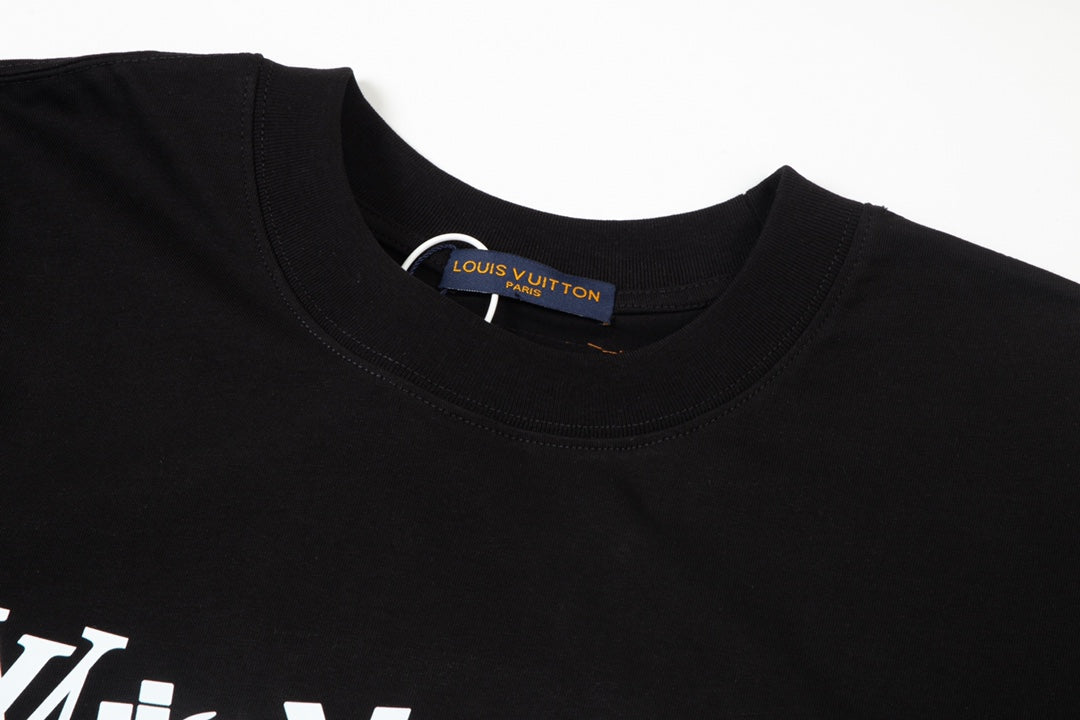 Fashionable printed T-shirts