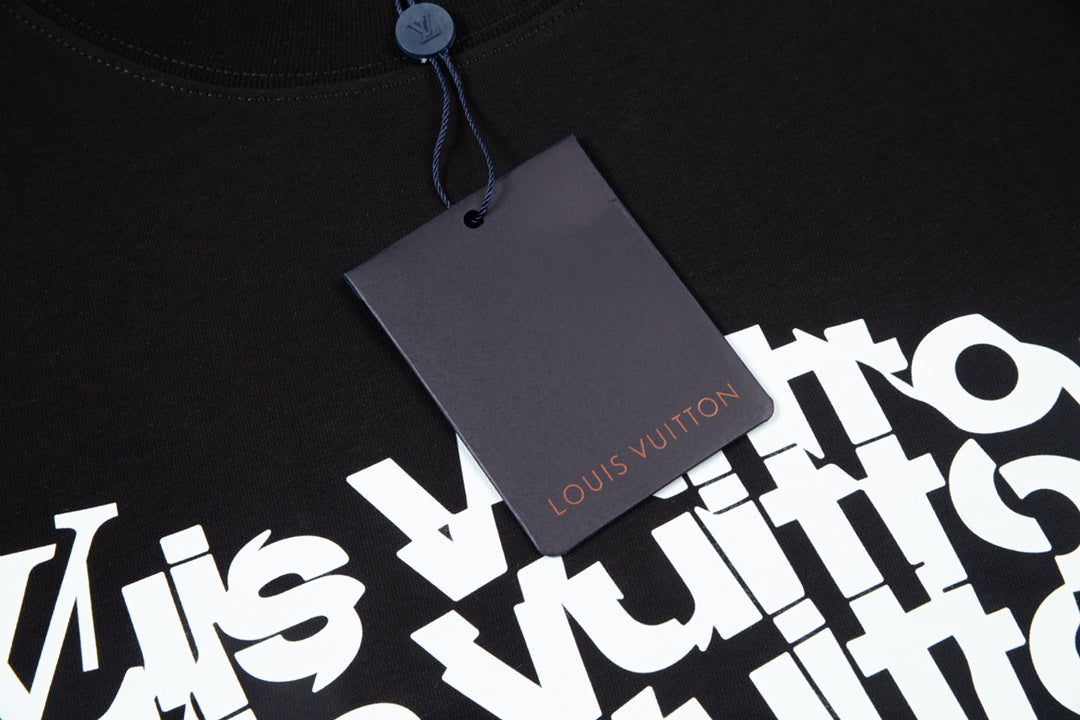 Fashionable printed T-shirts