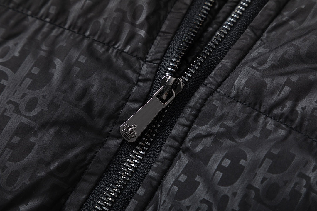 Removable jacquard down jacket