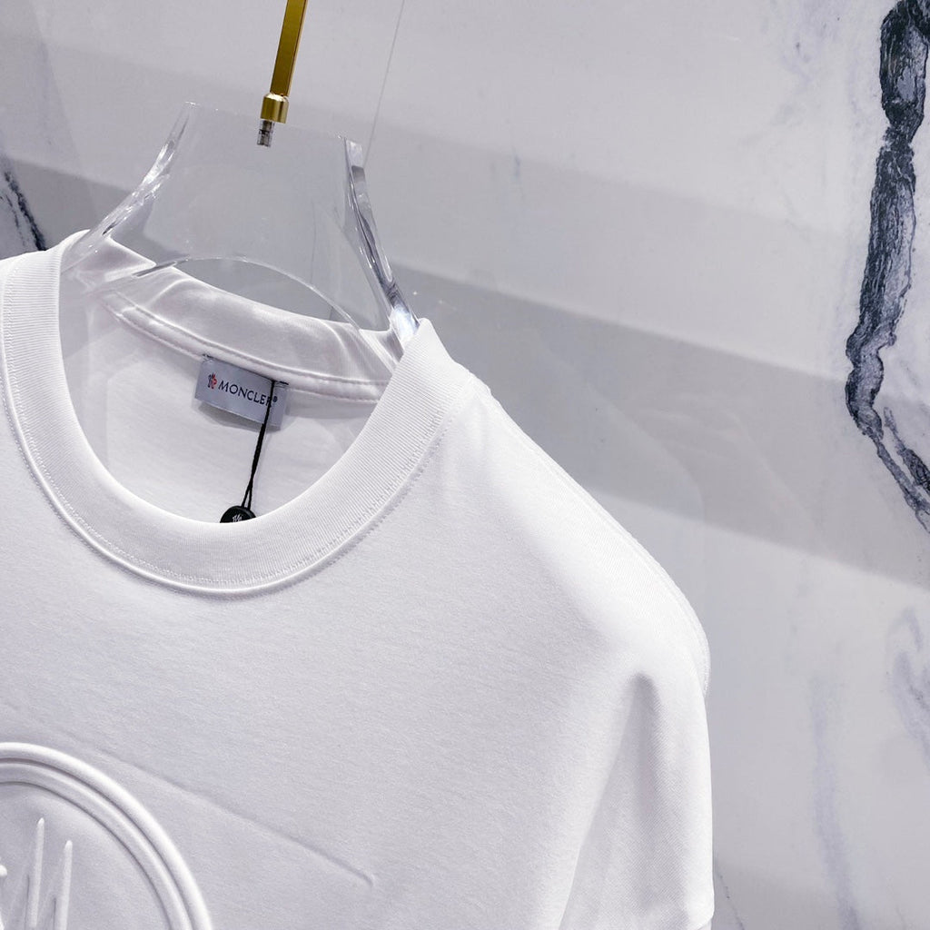 3D embossed cotton T-shirt