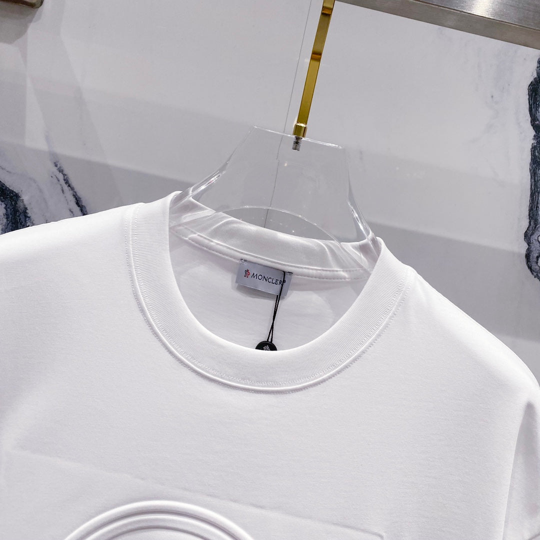 3D embossed cotton T-shirt