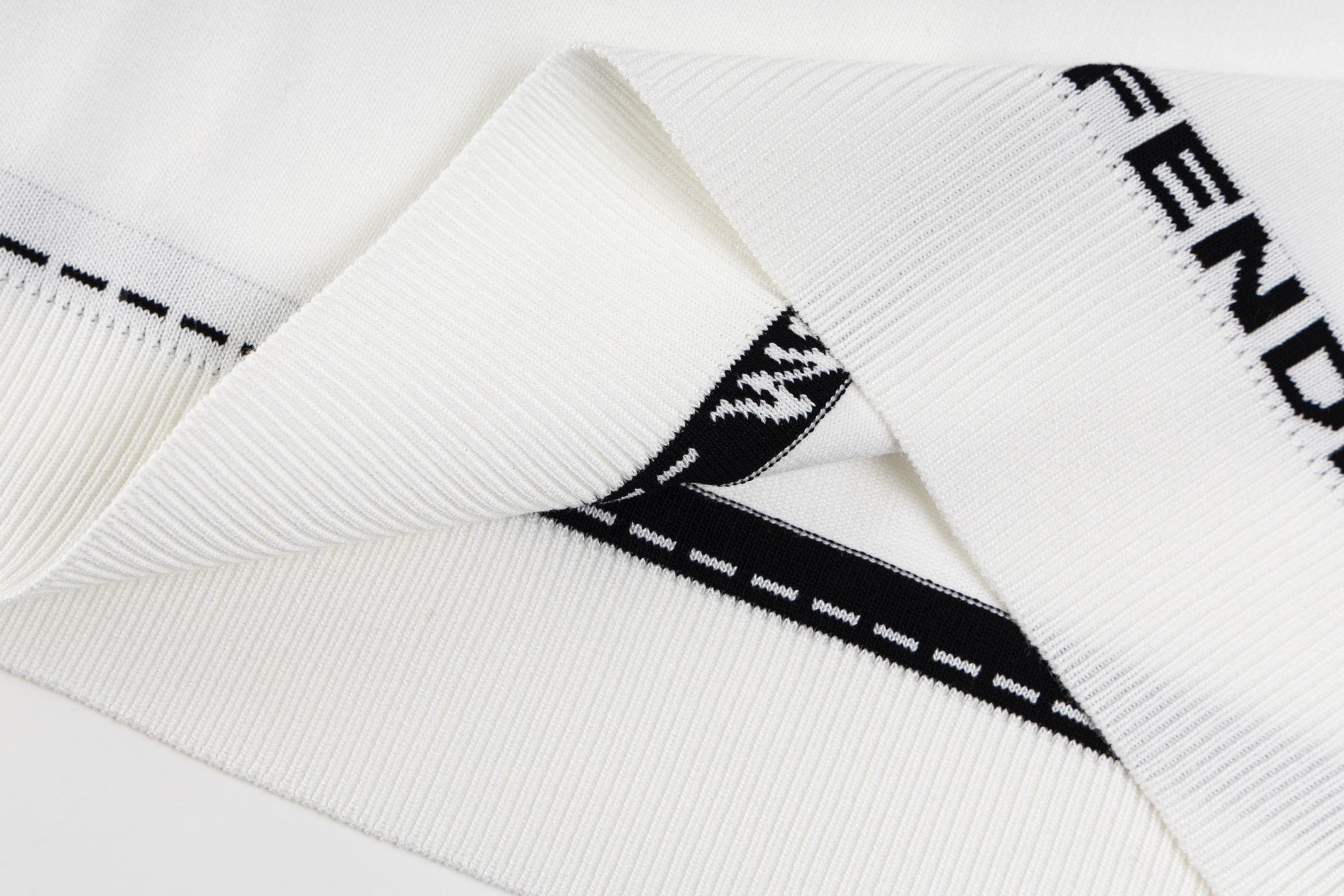 Knitted embroidered cotton T-shirt