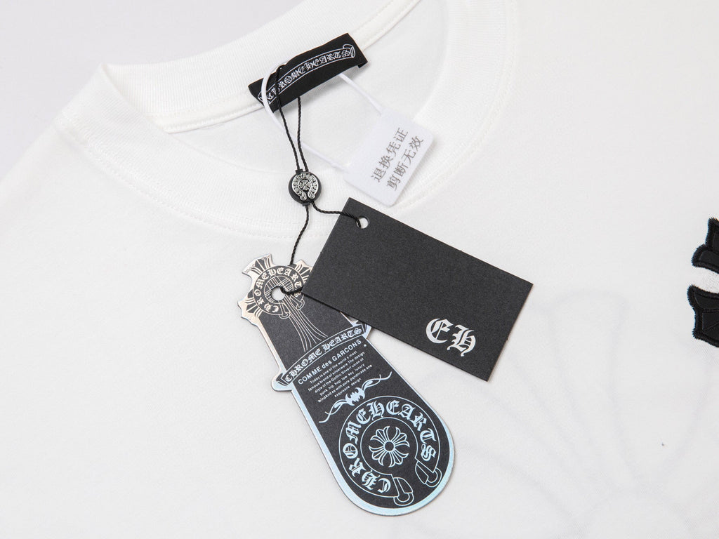 Double-sided embroidered T-shirt