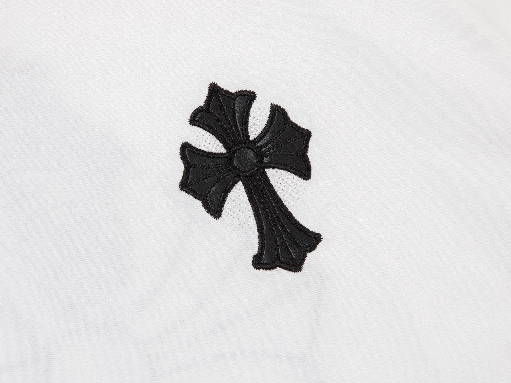 Double-sided embroidered T-shirt