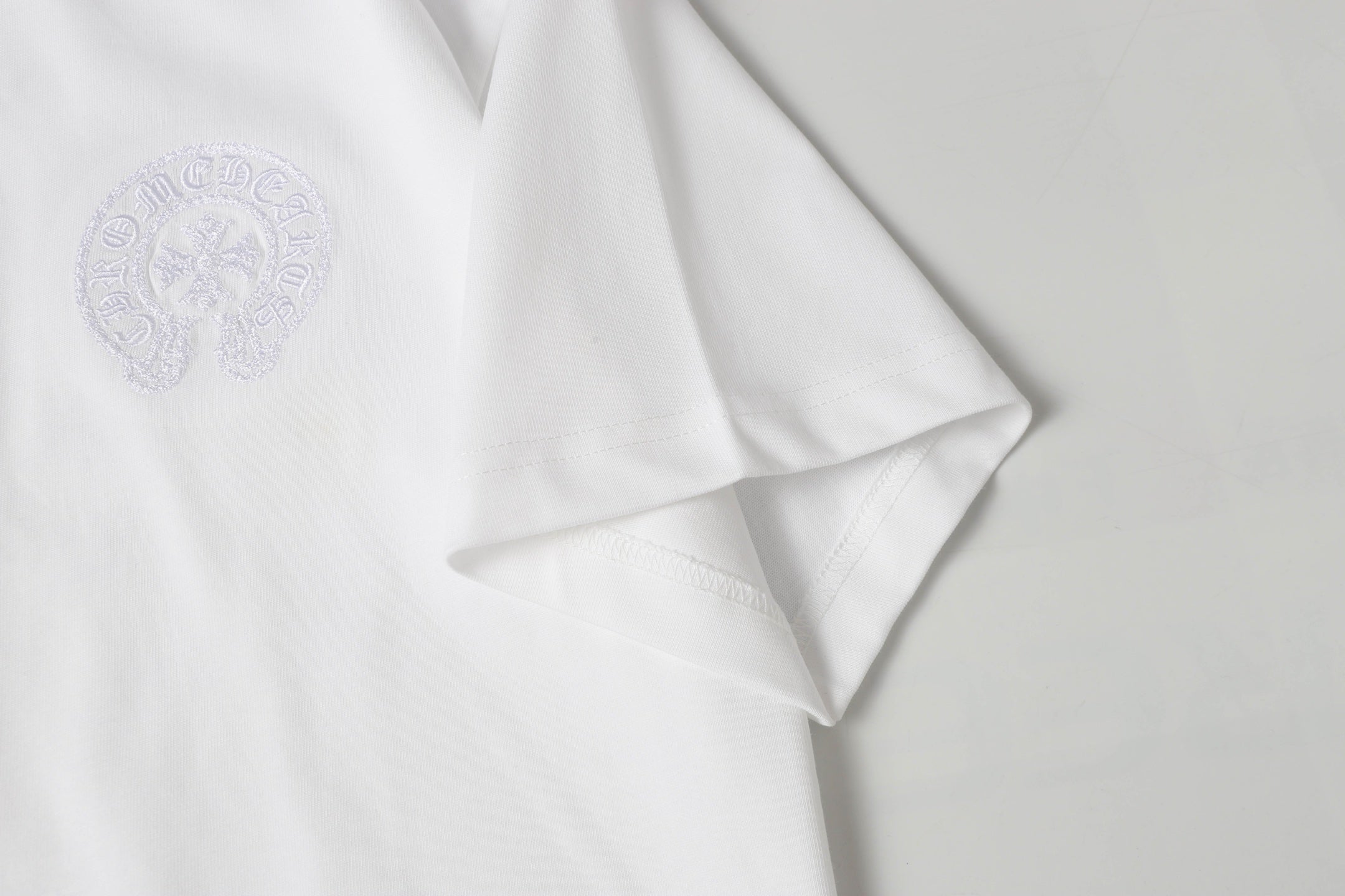 Double-sided embroidered cotton T-shirt