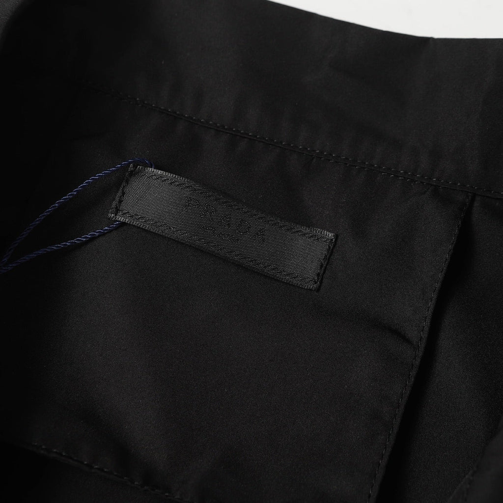 Nylon pocket T-shirt