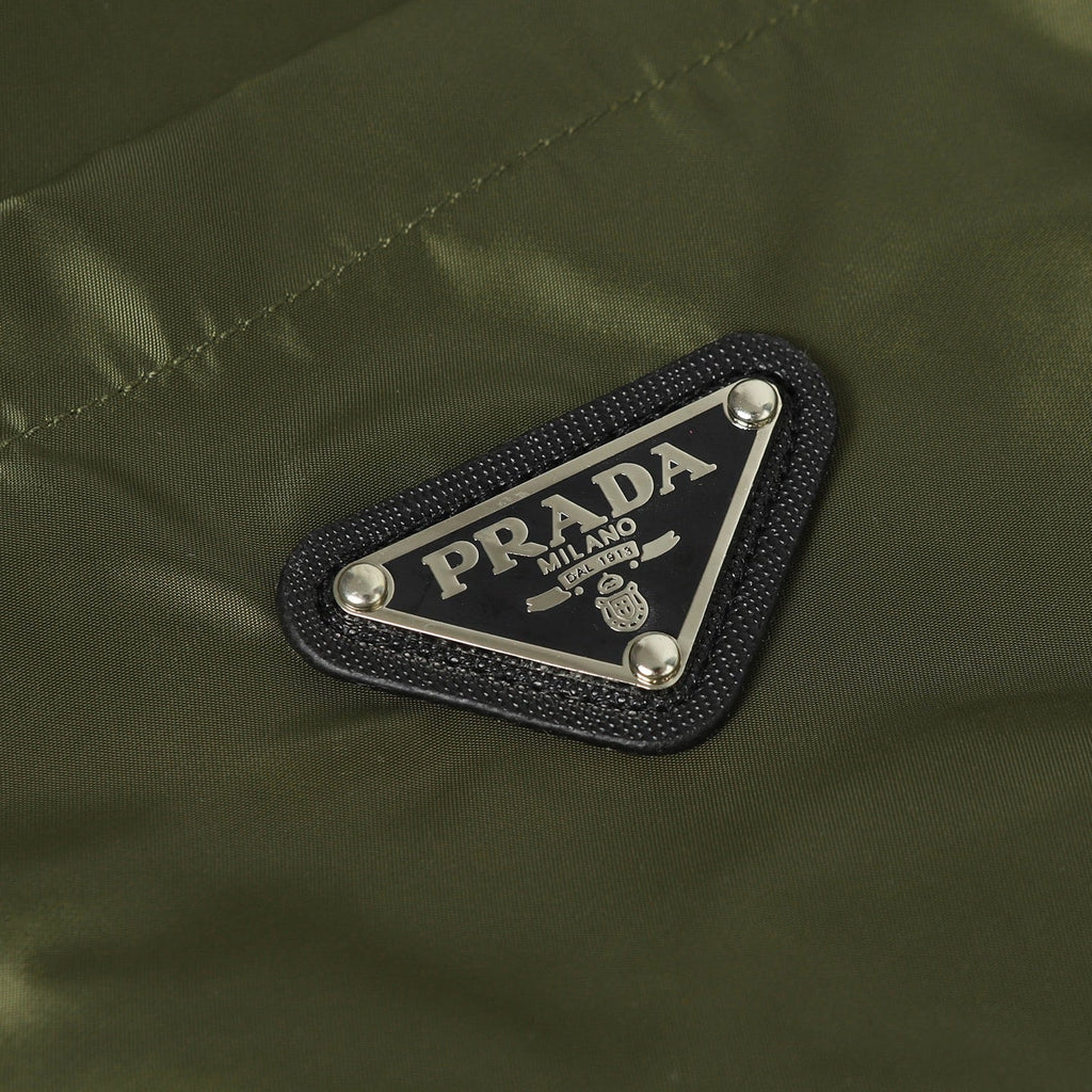 Green Nylon pocket T-shirt