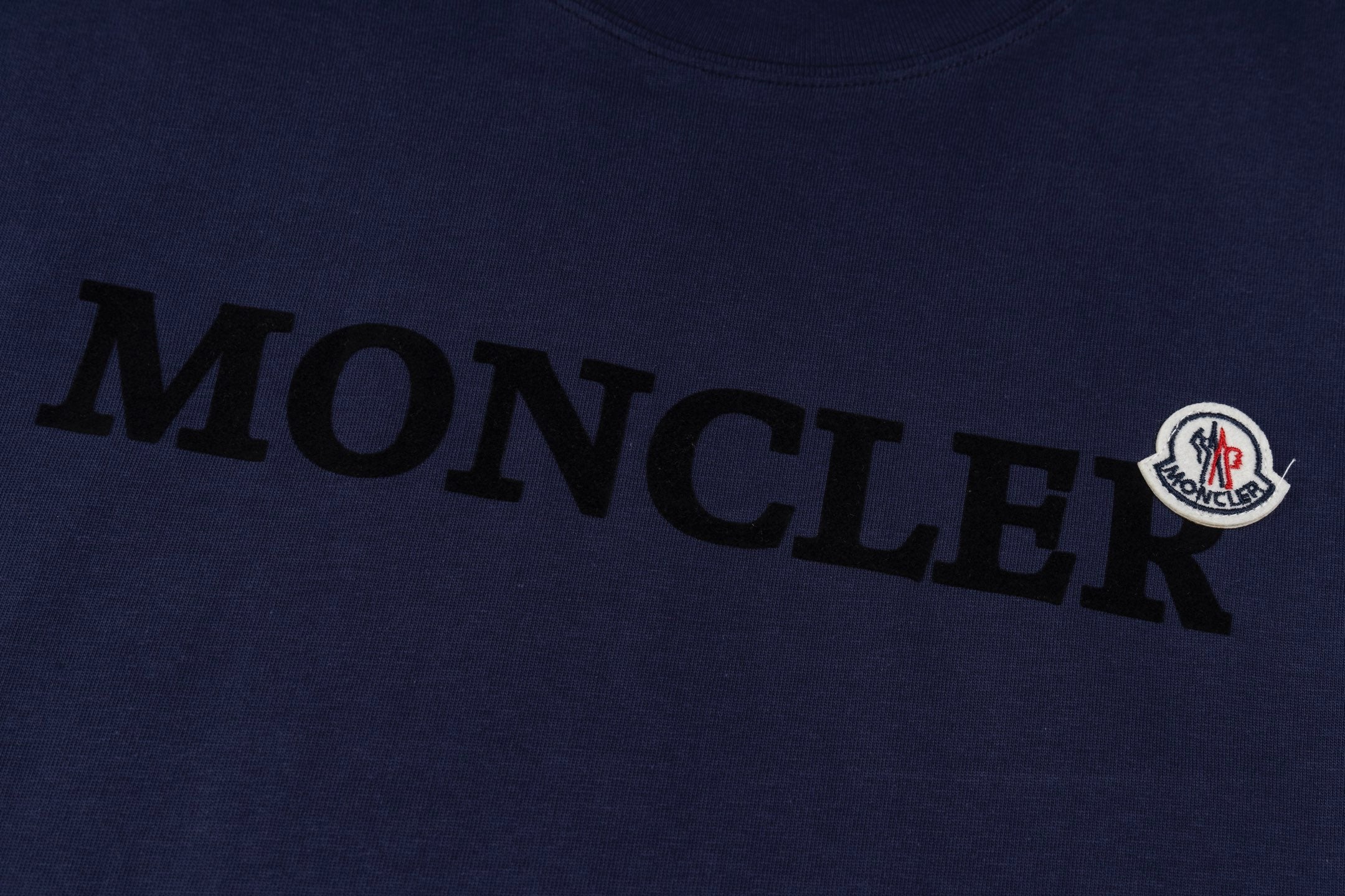 Fashion flocked cotton T-shirt