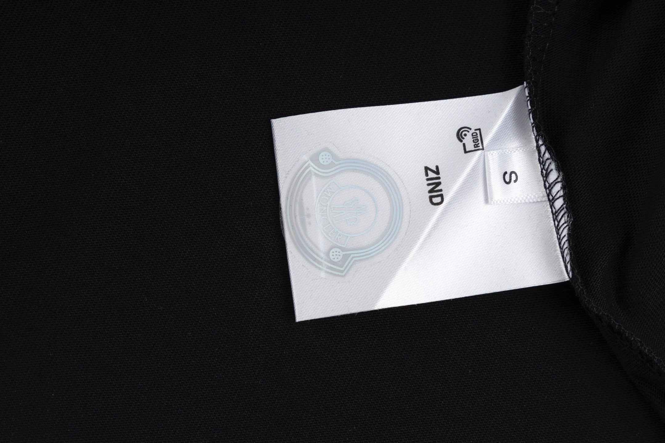 Fashion flocked cotton T-shirt