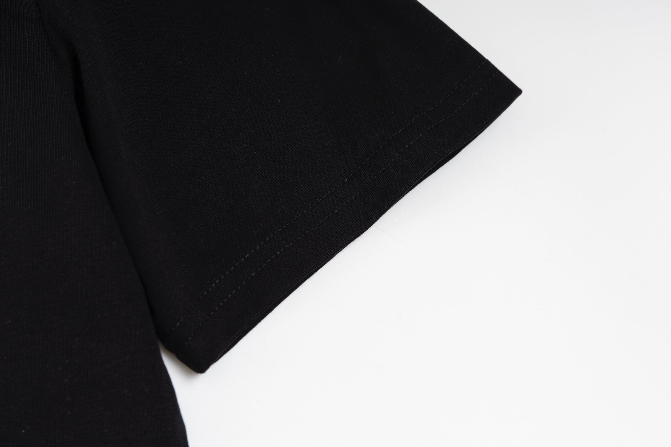 Fashion flocked cotton T-shirt