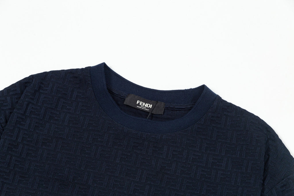 3D embroidered round neck cotton T-shirt