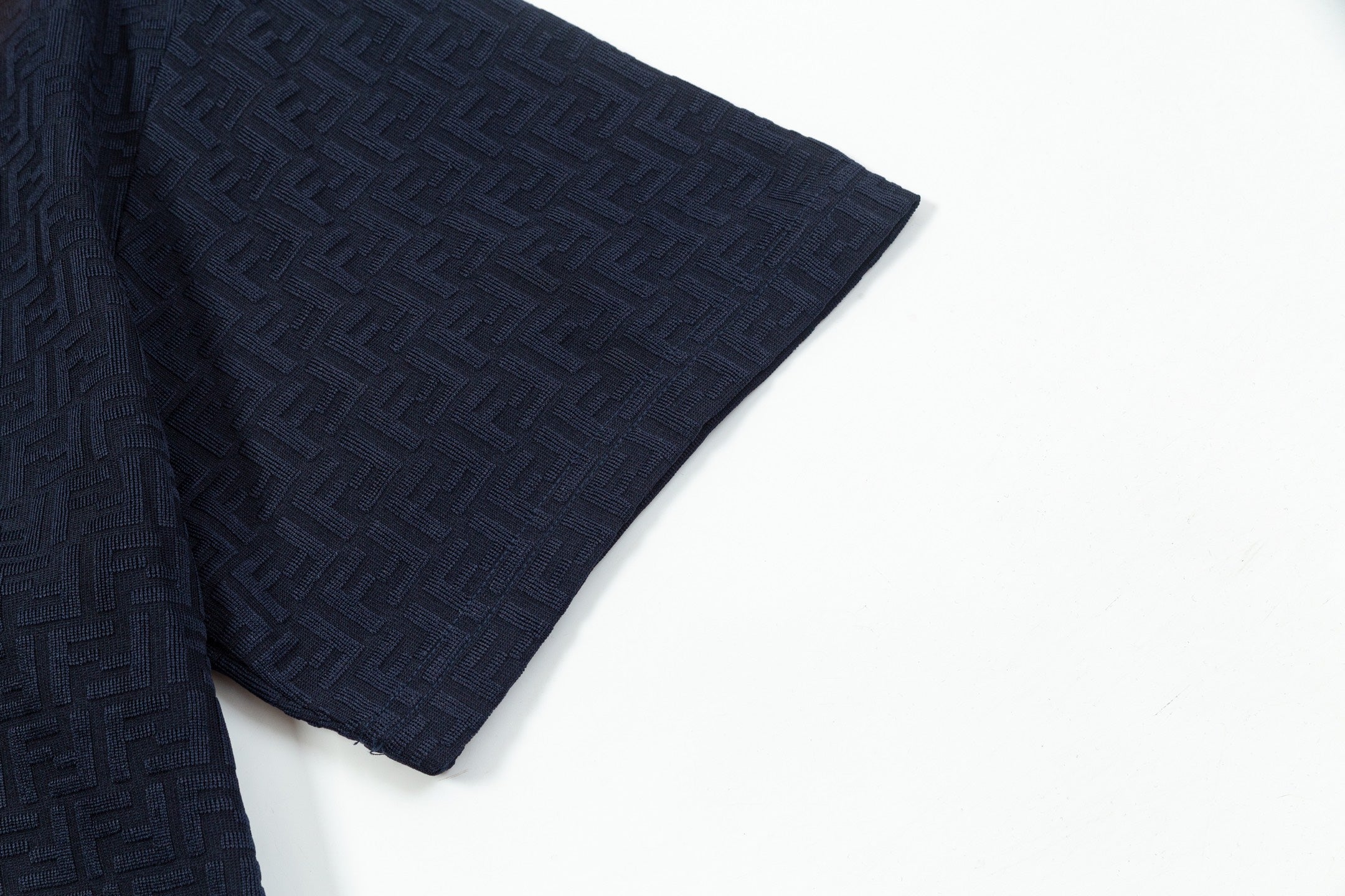 3D embroidered round neck cotton T-shirt