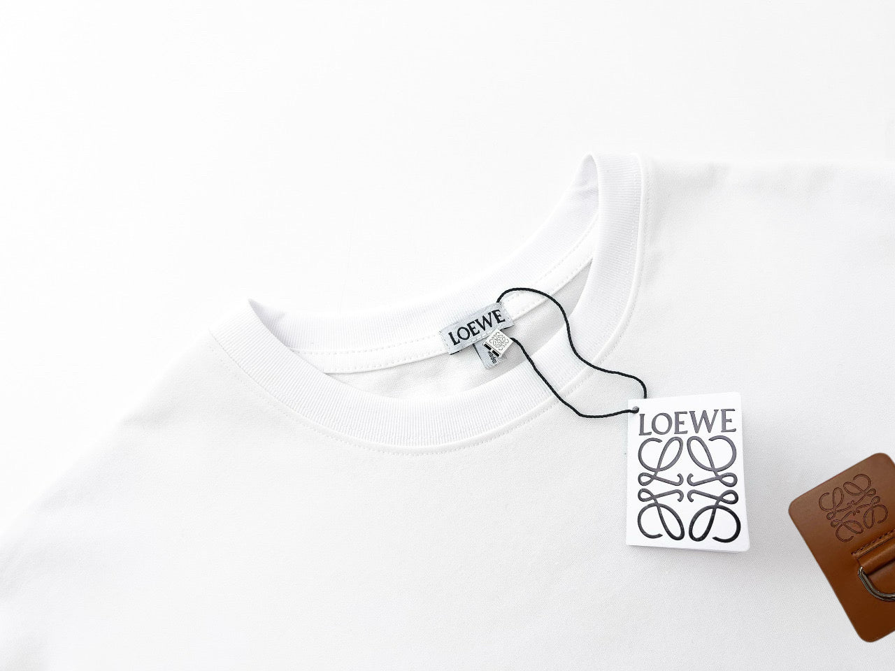 Leather embroidered print T-shirt