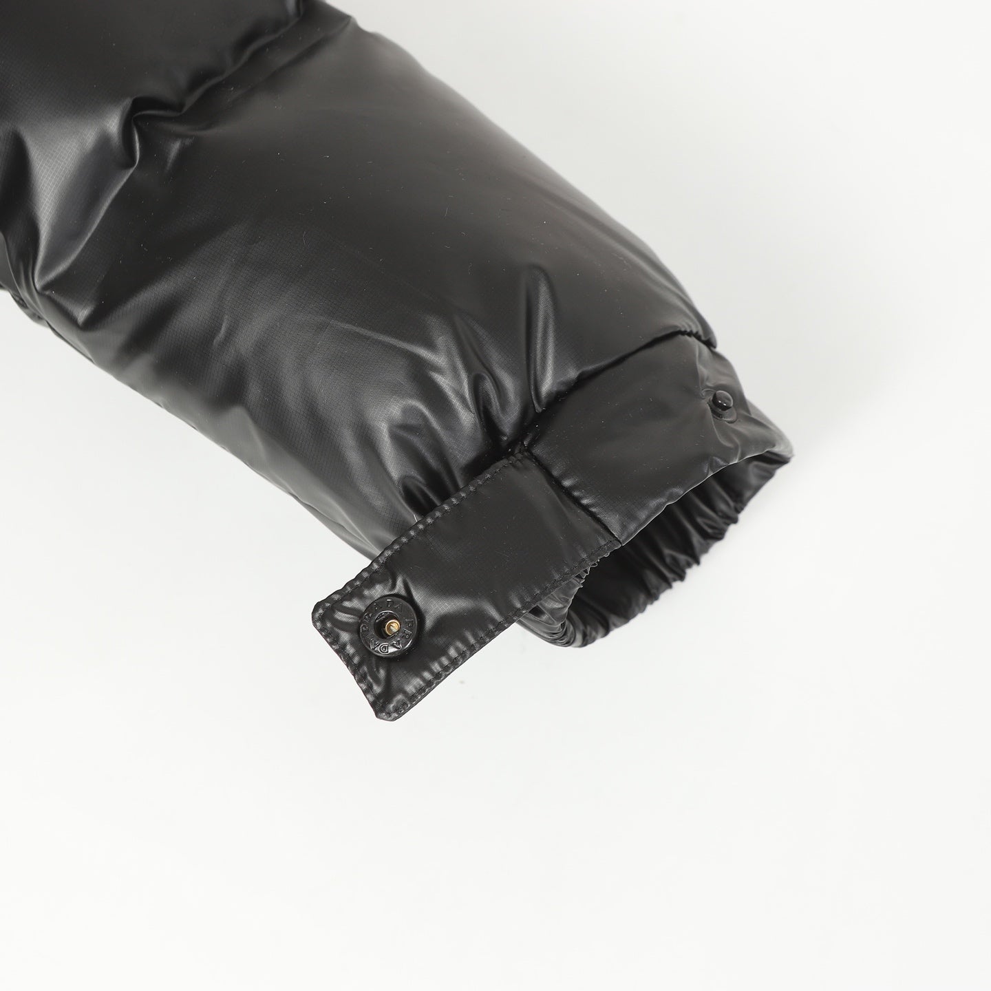 Detachable hood down jacket