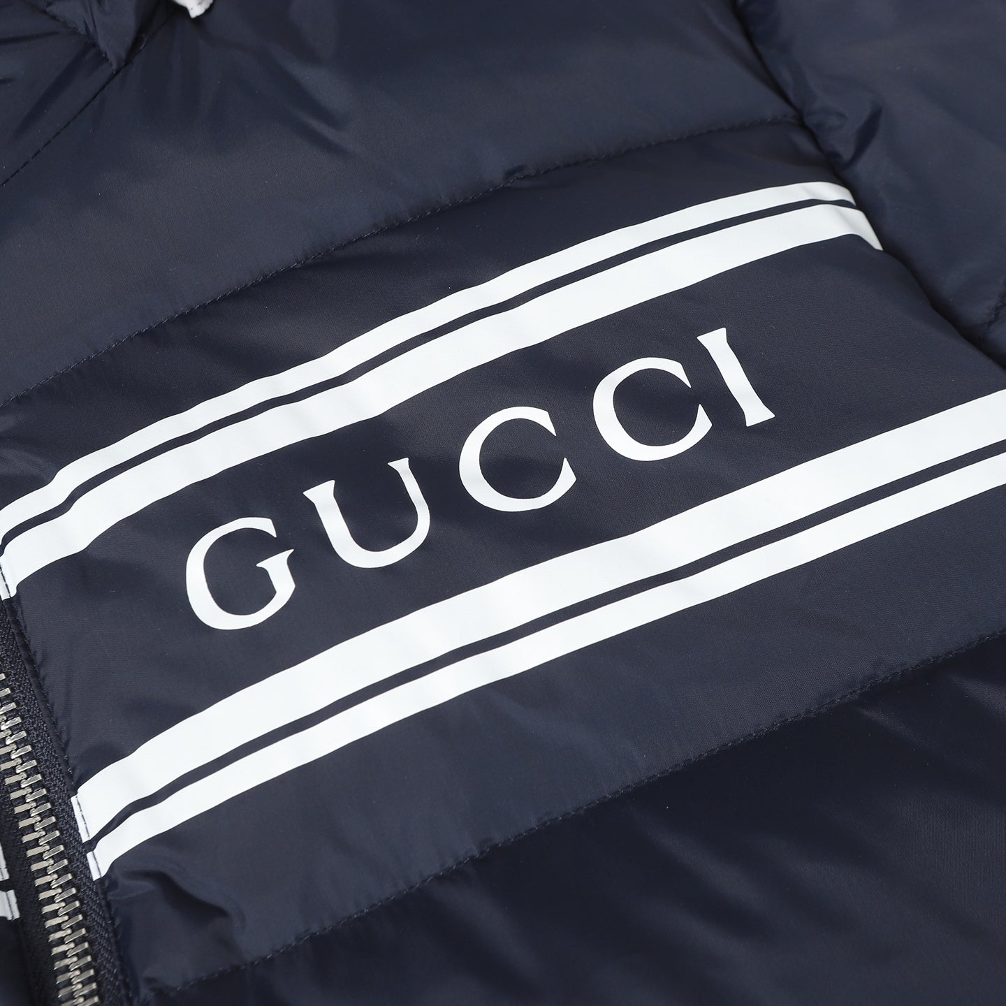 Detachable hooded down jacket