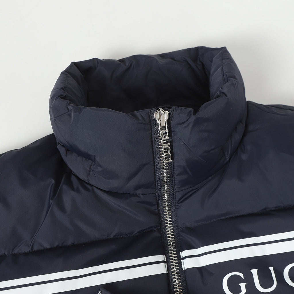 Detachable hooded down jacket