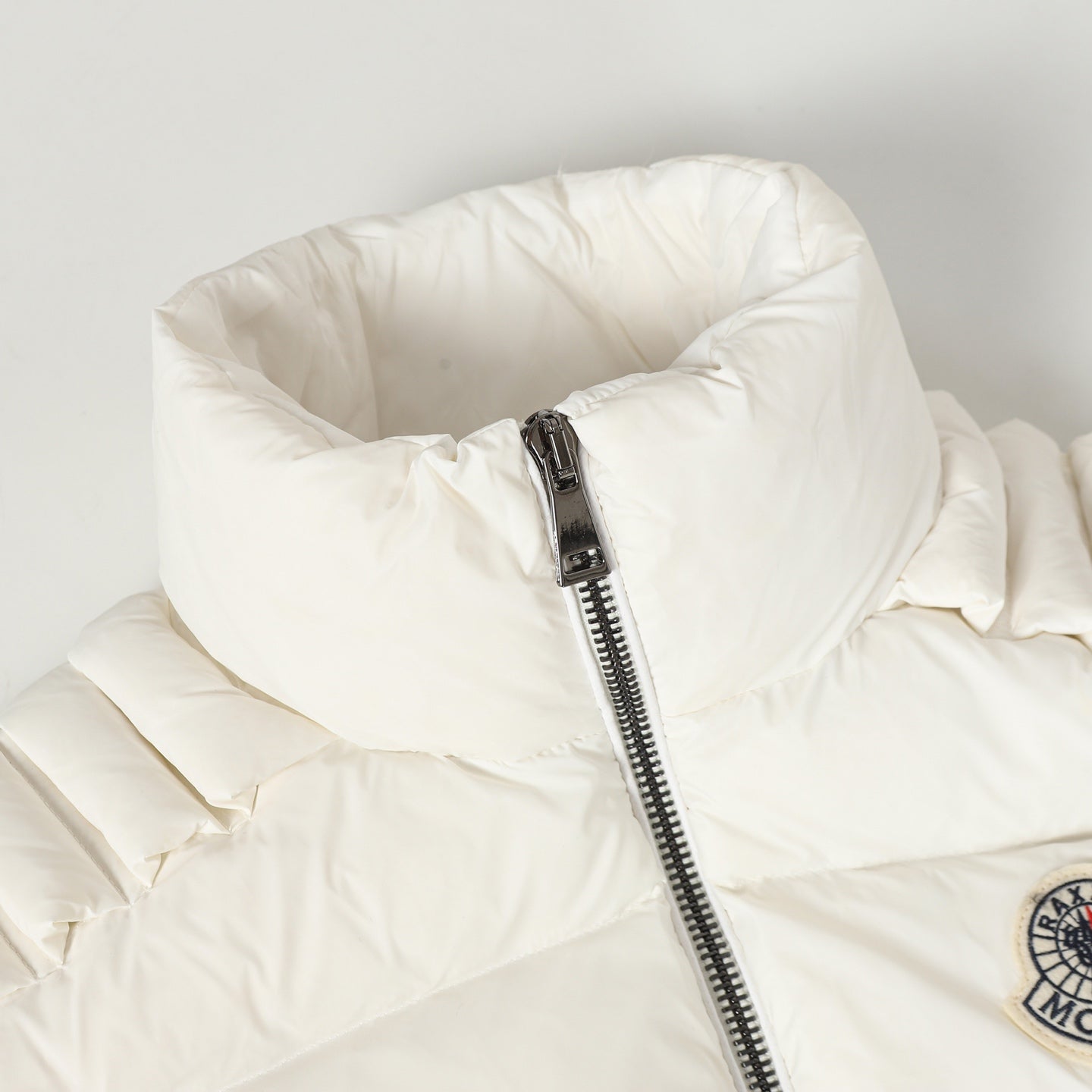 3D Quilted Zip-Up Down Jacket