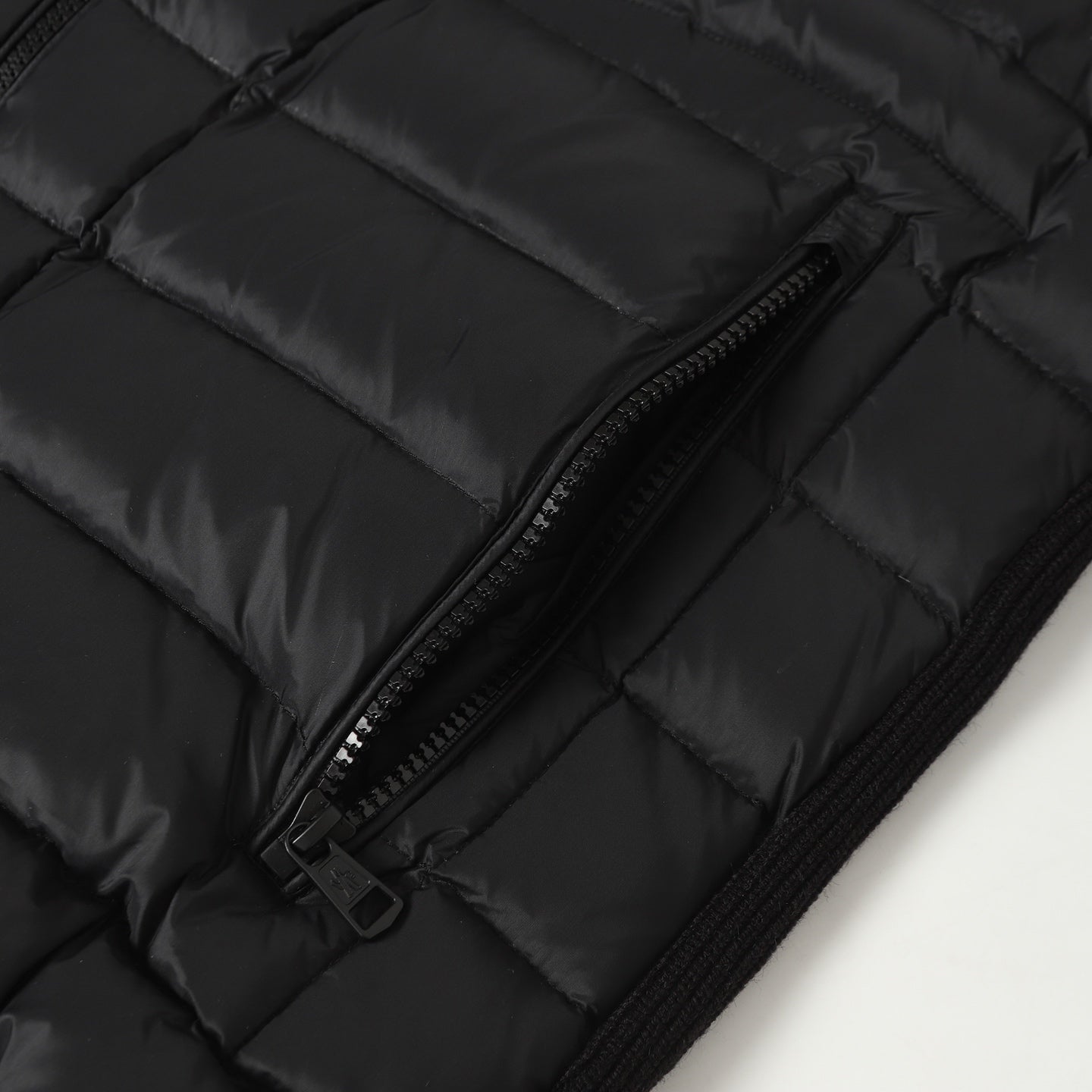 Wool Sleeve Matt Black Hooded Knitted Jacket