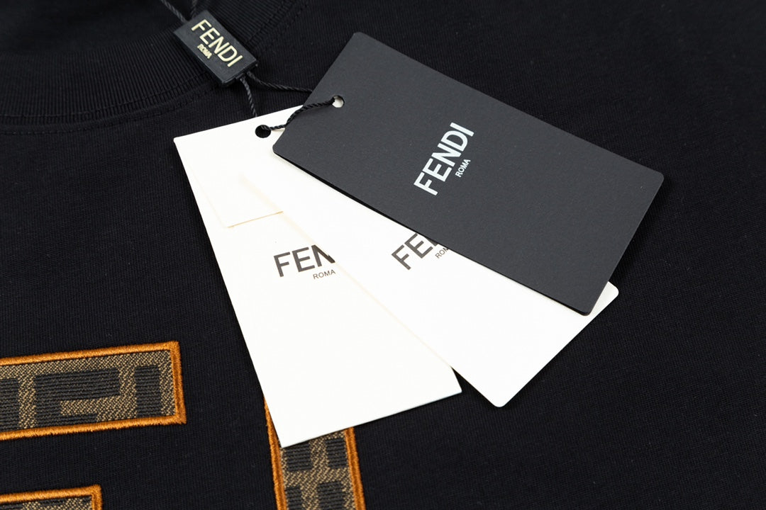 Simple embroidered T-shirt