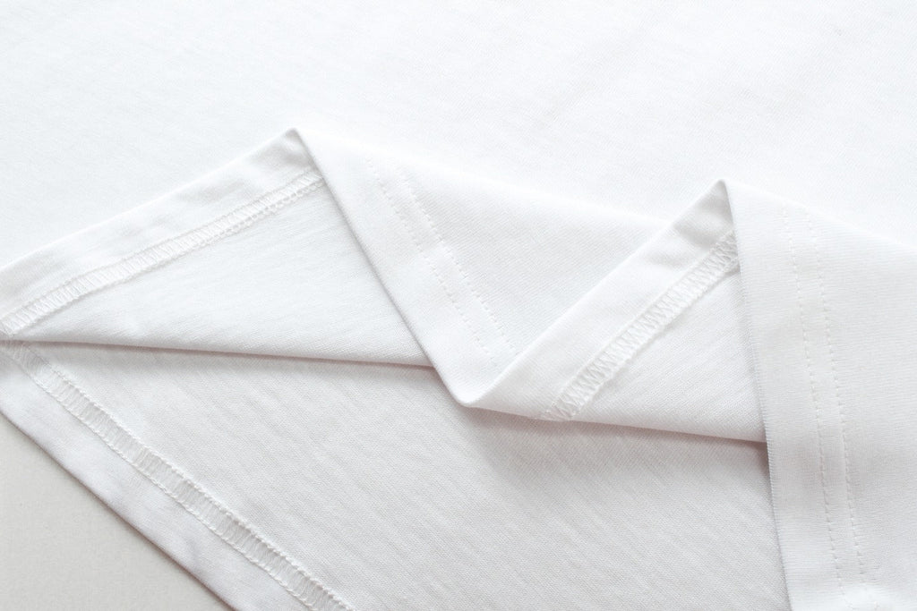 Pocket embroidery print T-shirt