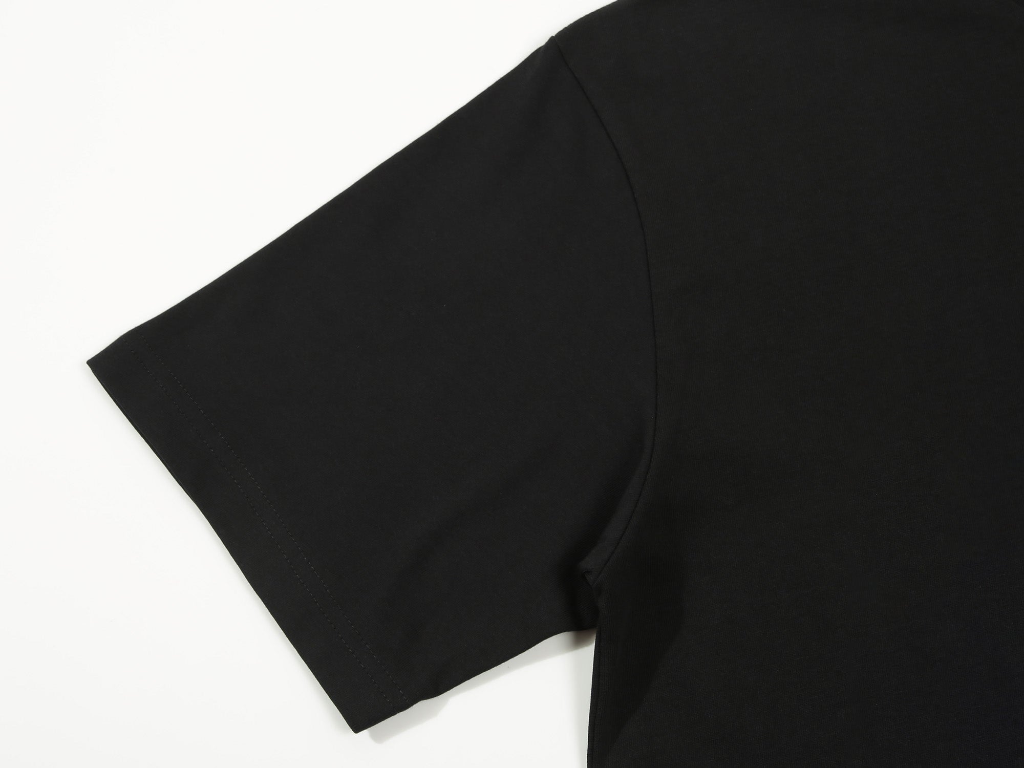 Simple embroidered T-shirt