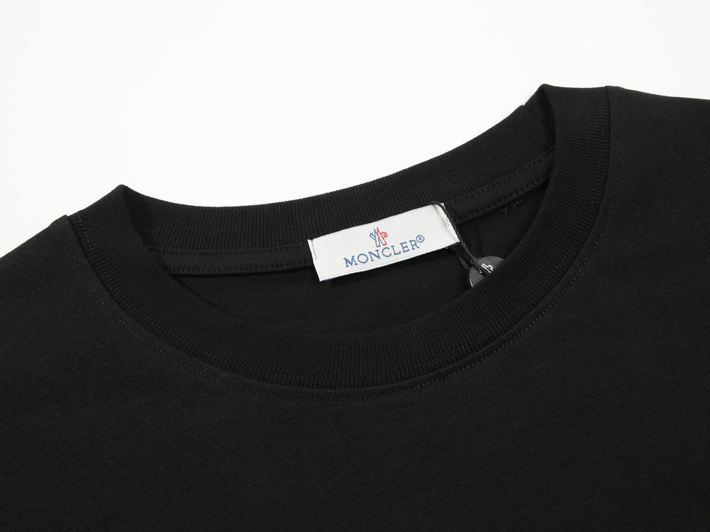 Simple embroidered cotton T-shirt