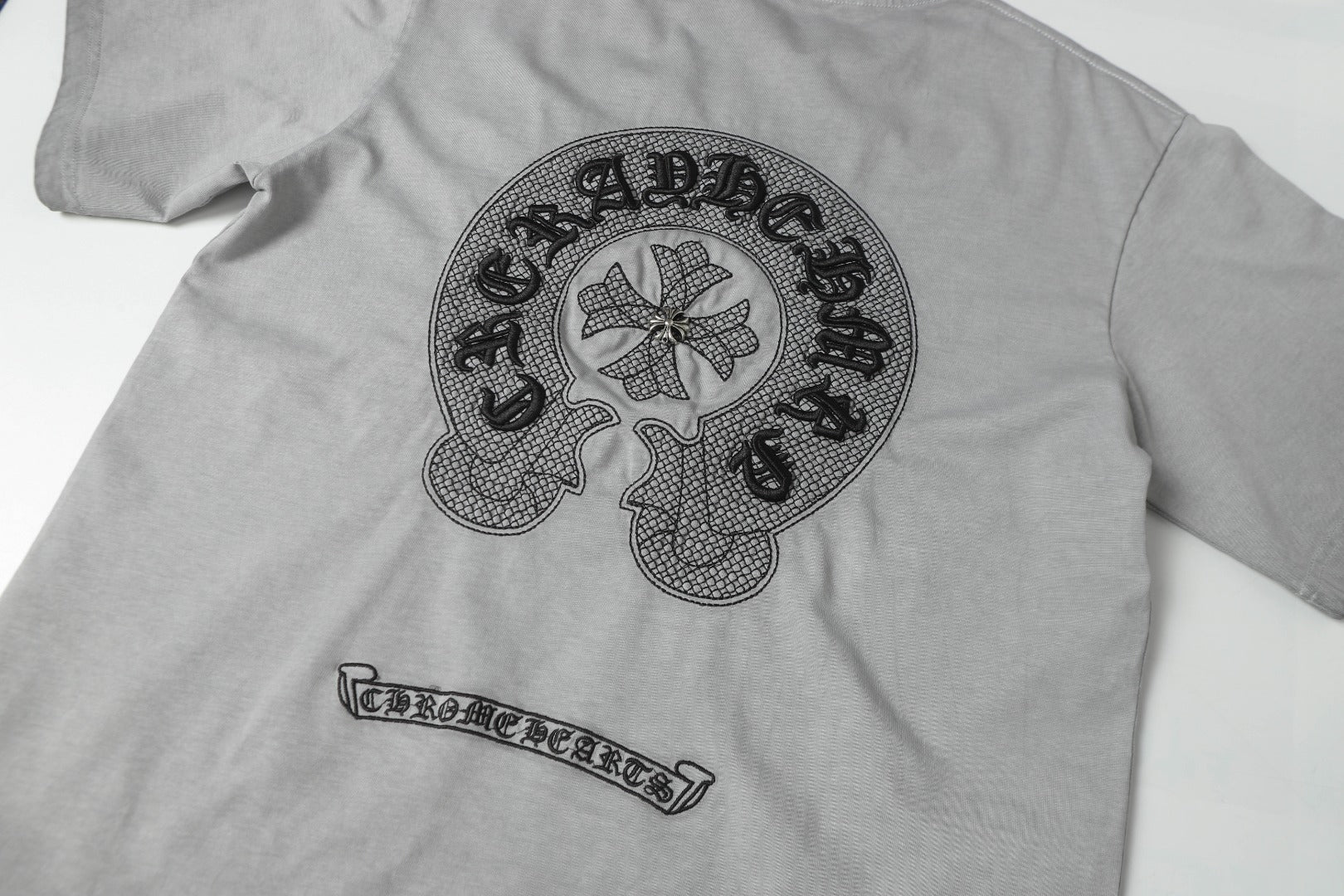 Double-sided embroidered cotton T-shirt