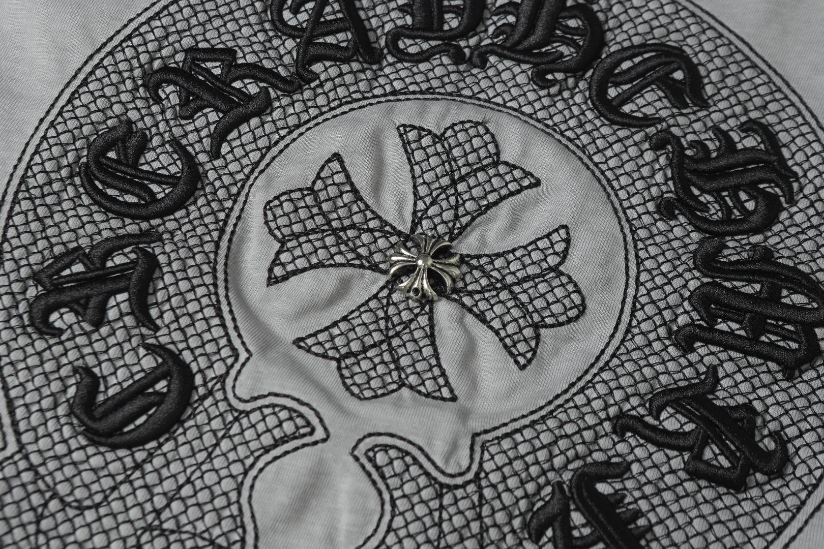 Double-sided embroidered cotton T-shirt